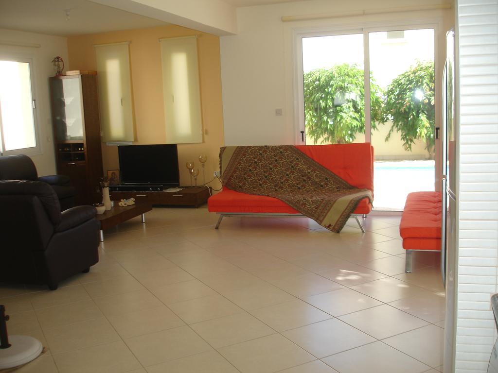 Amanda Villa Protaras Zimmer foto